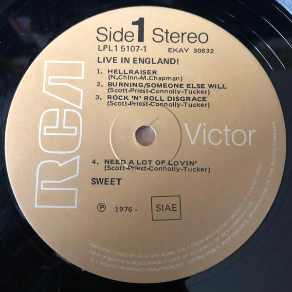  Live In England!