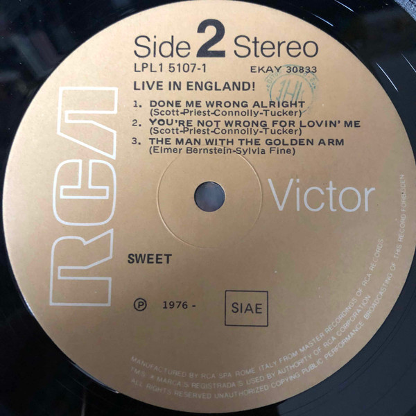  Live In England!